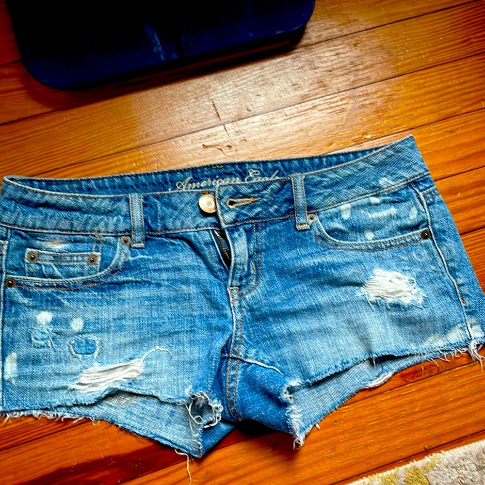 American Eagle Outfitters short shorts